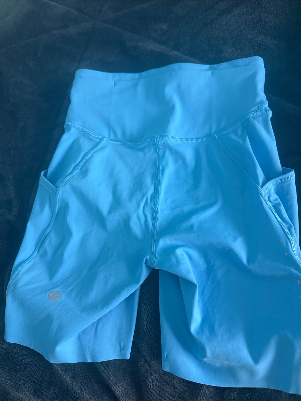 Lululemon  align 6 inch light blue shorts size 2 wore once